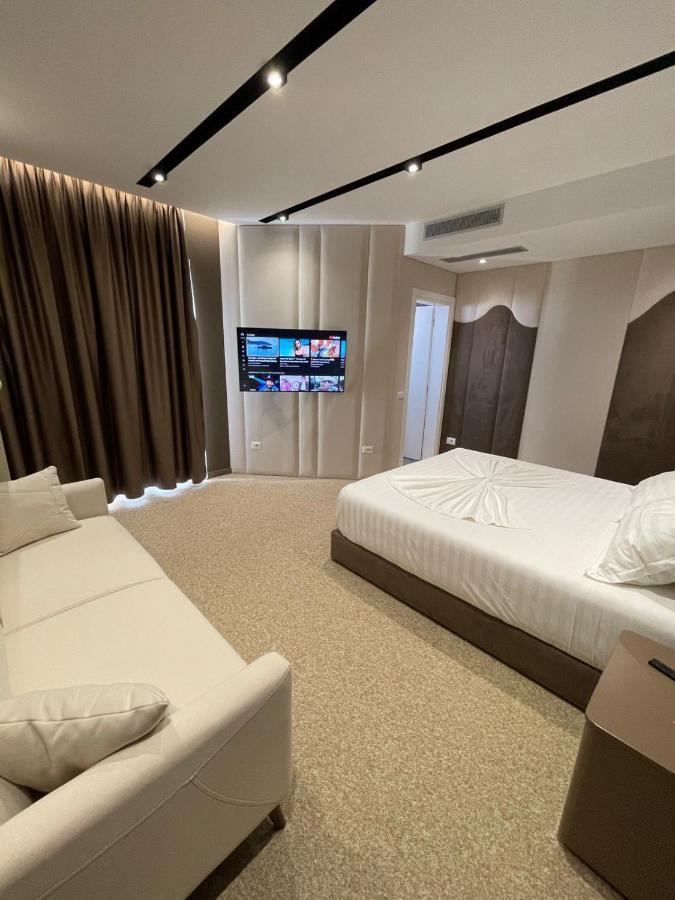 Hotel Portside Gf Vlore Exterior photo